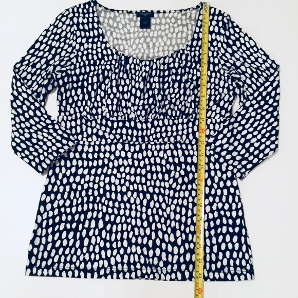 Ann Taylor Black & White Ruched Top Small - Picture 5 of 8